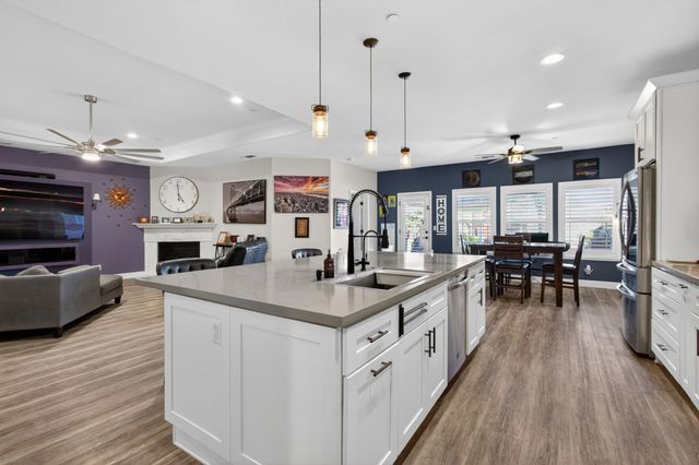 2500 Greenboro St, Turlock, CA 95382
