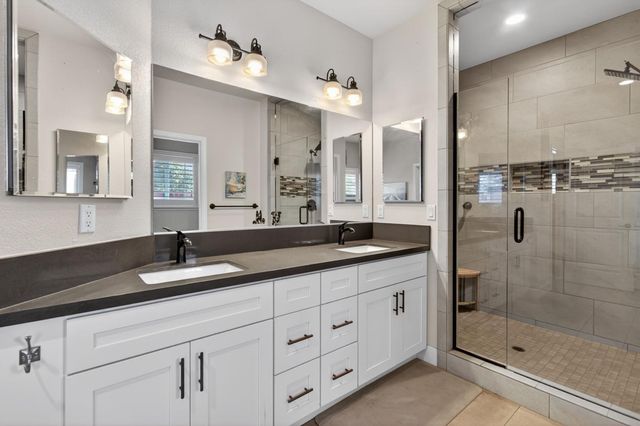 2500 Greenboro St, Turlock, CA 95382
