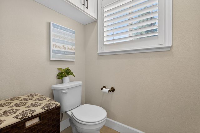 2500 Greenboro St, Turlock, CA 95382