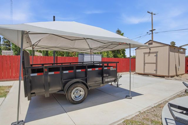 2500 Greenboro St, Turlock, CA 95382