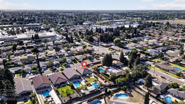 2500 Greenboro St, Turlock, CA 95382