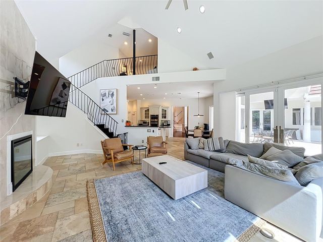 2204 CAIRNS COURT, Orlando, FL 32835