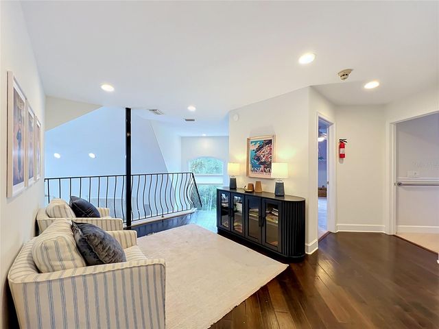2204 CAIRNS COURT, Orlando, FL 32835