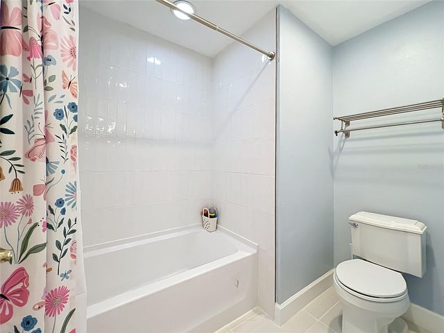 2204 CAIRNS COURT, Orlando, FL 32835