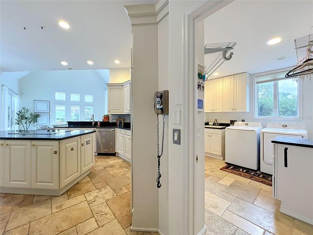2204 CAIRNS COURT, Orlando, FL 32835