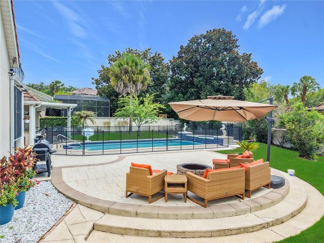 2204 CAIRNS COURT, Orlando, FL 32835