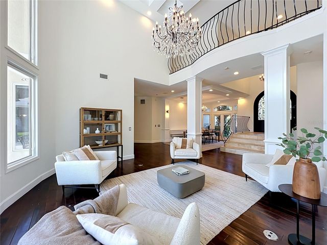 2204 CAIRNS COURT, Orlando, FL 32835