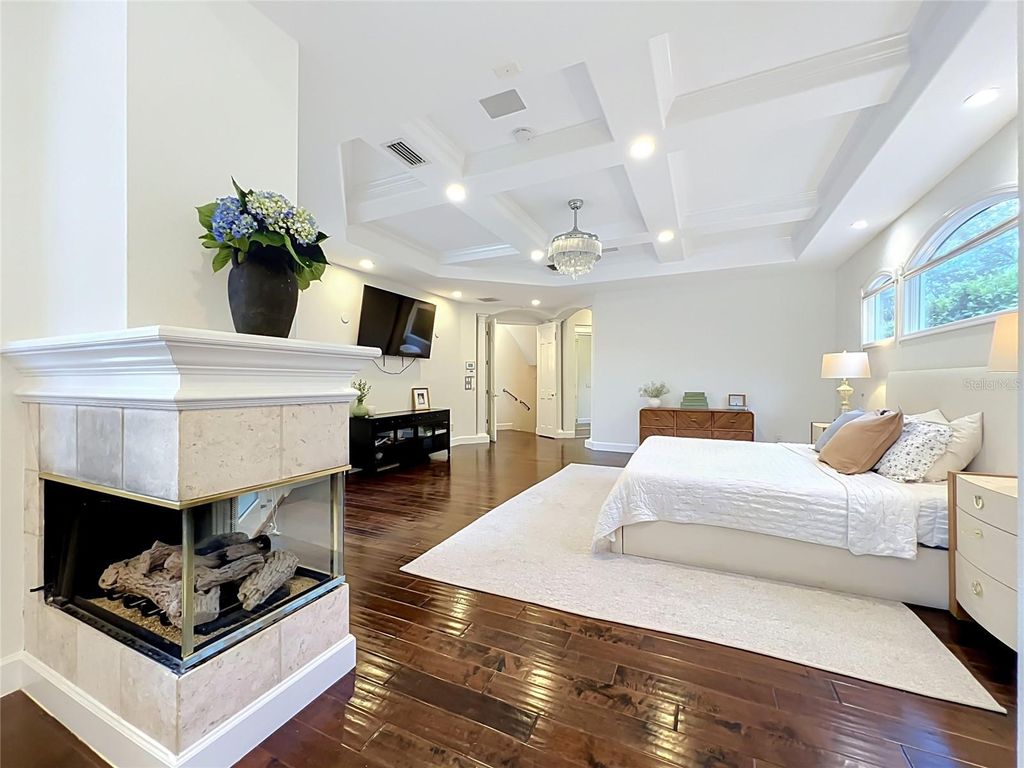 Image 34 of property listing at 2204 CAIRNS COURT, Orlando, FL 32835