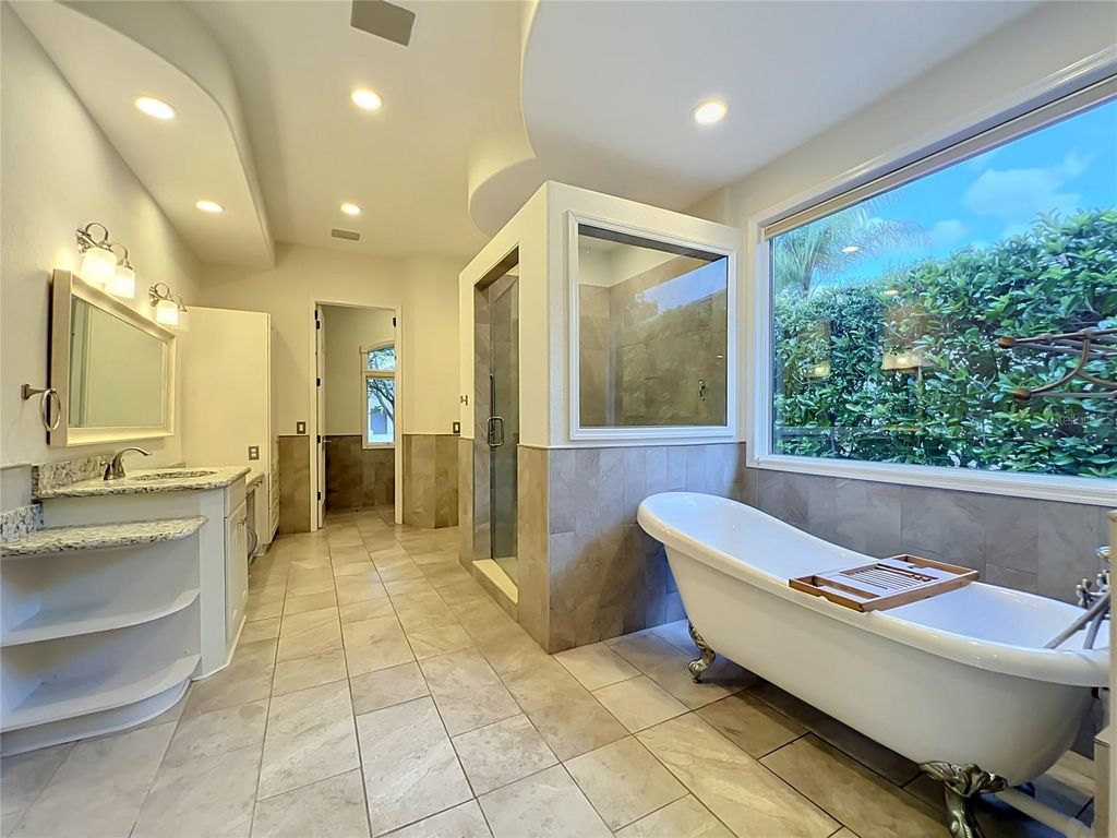 Image 38 of property listing at 2204 CAIRNS COURT, Orlando, FL 32835