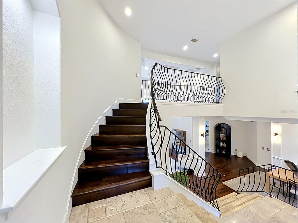 Image 58 of property listing at 2204 CAIRNS COURT, Orlando, FL 32835