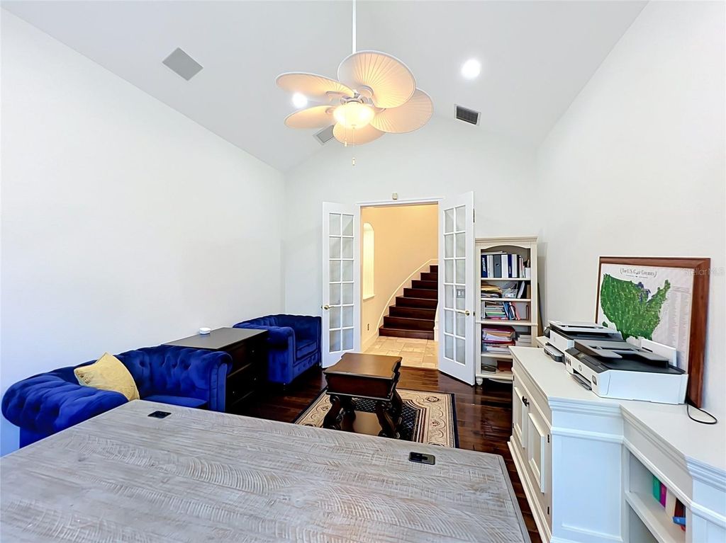 Image 60 of property listing at 2204 CAIRNS COURT, Orlando, FL 32835