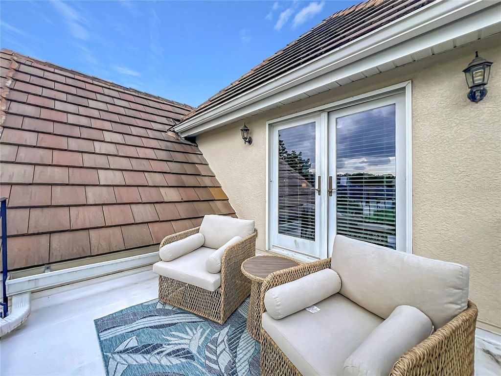 Image 65 of property listing at 2204 CAIRNS COURT, Orlando, FL 32835