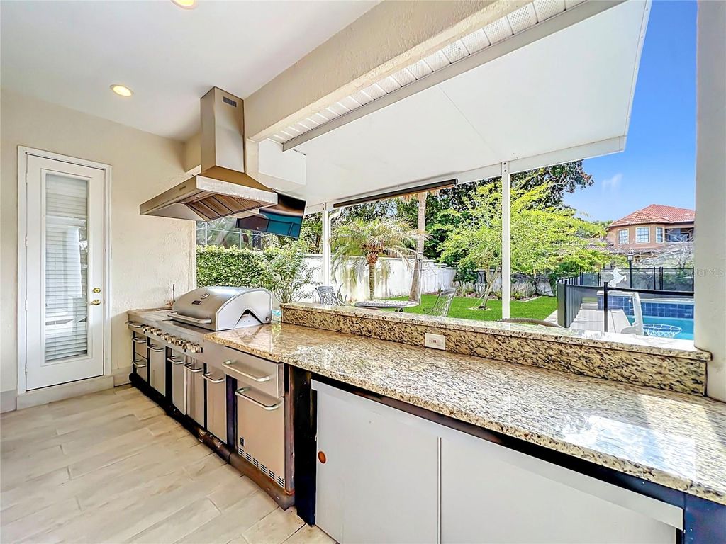 Image 69 of property listing at 2204 CAIRNS COURT, Orlando, FL 32835