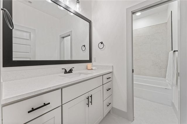 3206 SW Rosemont Avenue, Bentonville, AR 72713