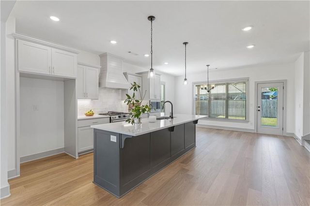 3206 SW Rosemont Avenue, Bentonville, AR 72713