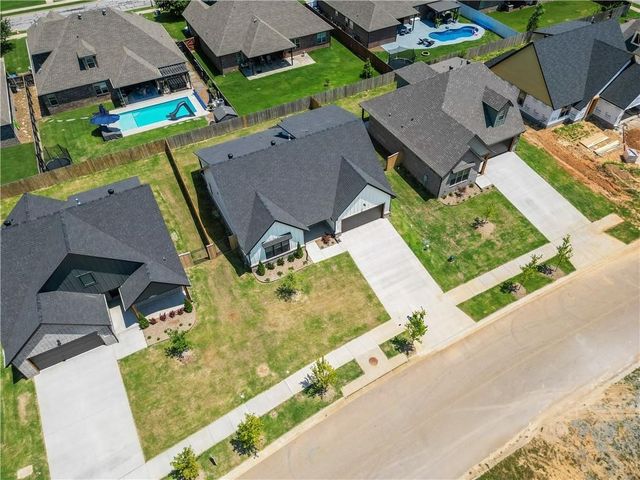 3206 SW Rosemont Avenue, Bentonville, AR 72713