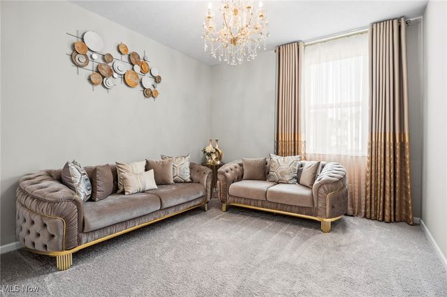 43 Benjamin Way, Tallmadge, OH 44278