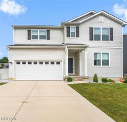 43 Benjamin Way, Tallmadge, OH 44278