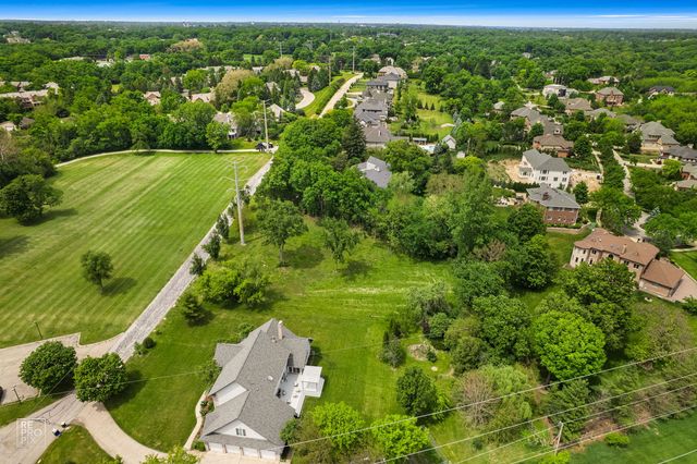 10s641 S Garfield Avenue, Burr Ridge, IL 60527