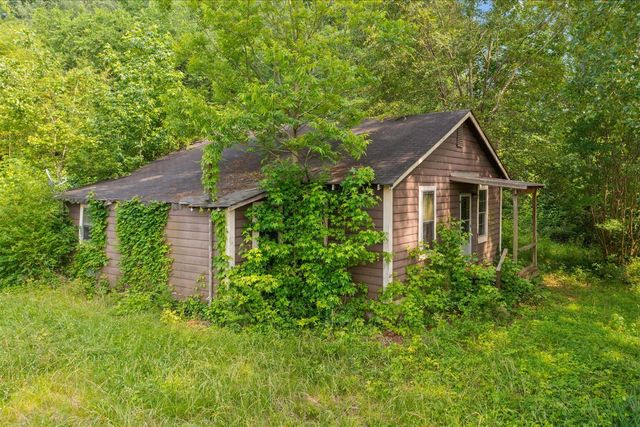 3050 Cleveland Highway, Dalton, GA 30721