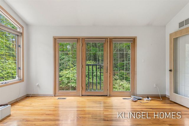 9292 Lakeshore Avenue, West Olive, MI 49460