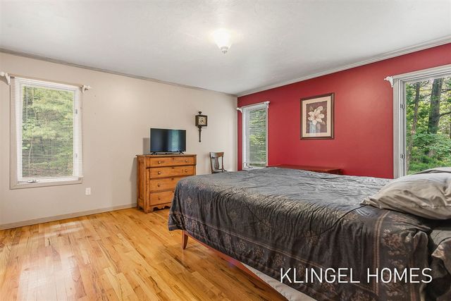 9292 Lakeshore Avenue, West Olive, MI 49460