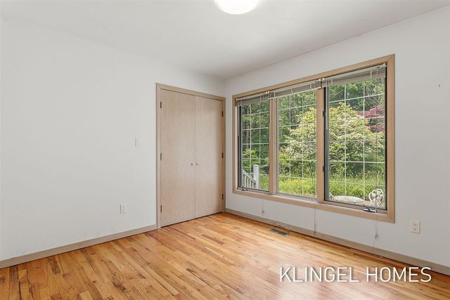 9292 Lakeshore Avenue, West Olive, MI 49460