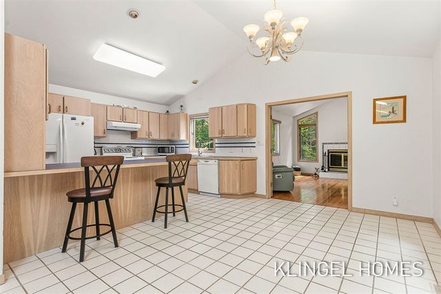 9292 Lakeshore Avenue, West Olive, MI 49460