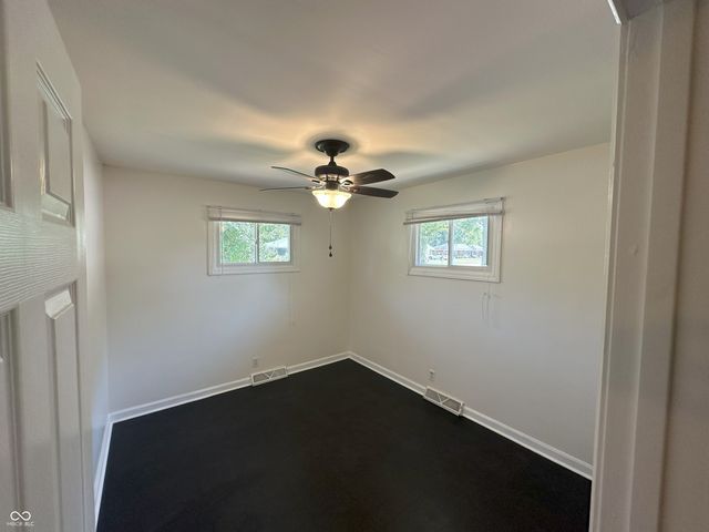 5105 S Breezewood Drive, Muncie, IN 47302