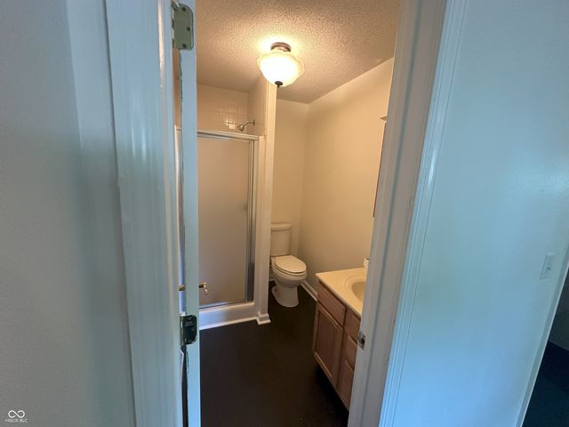 5105 S Breezewood Drive, Muncie, IN 47302