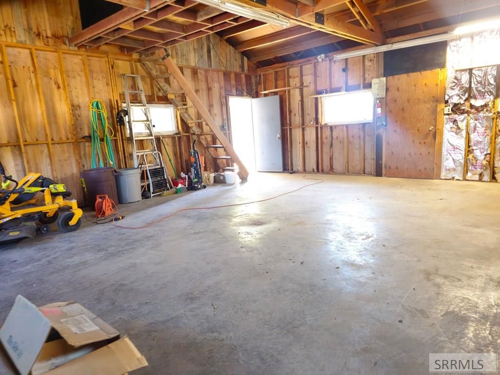 Image 23 of property listing at 1605 Mary St # N, Salmon, ID 83467