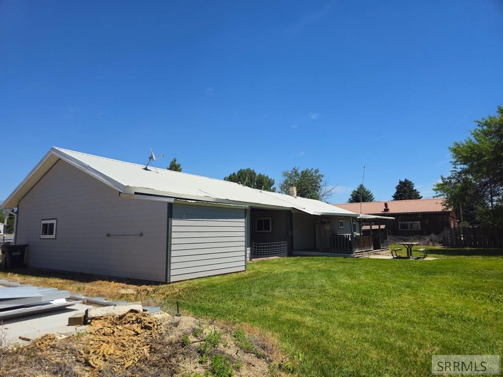 Image 31 of property listing at 1605 Mary St # N, Salmon, ID 83467