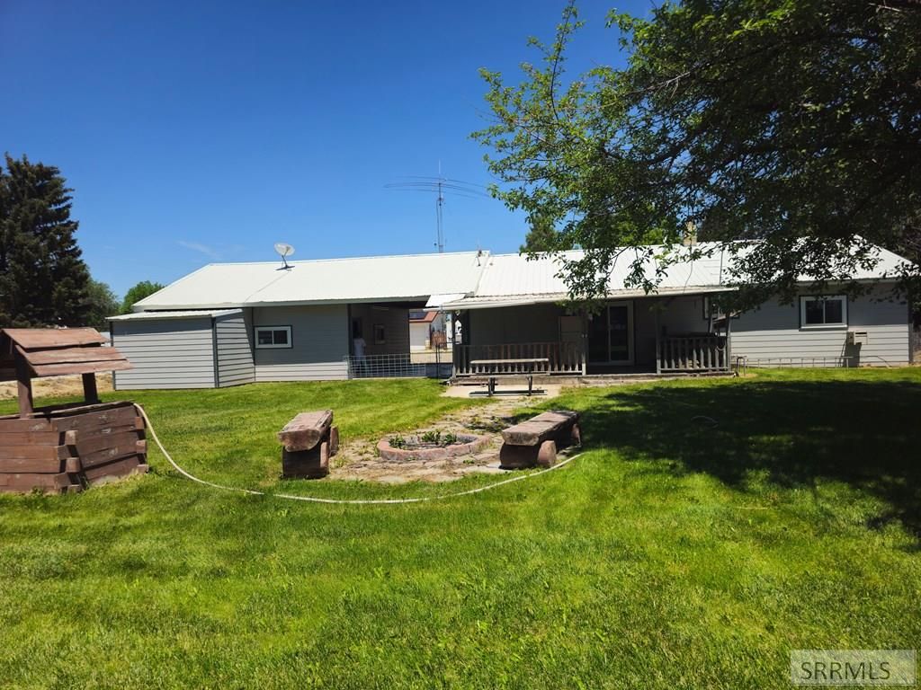 Image 34 of property listing at 1605 Mary St # N, Salmon, ID 83467