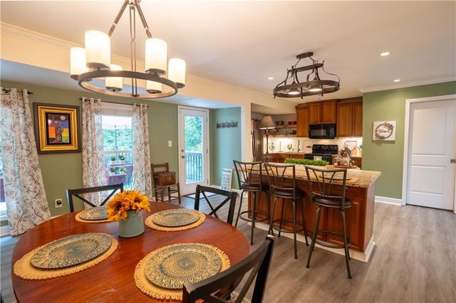 2627 Pinebrook Drive, Gainesville, GA 30506