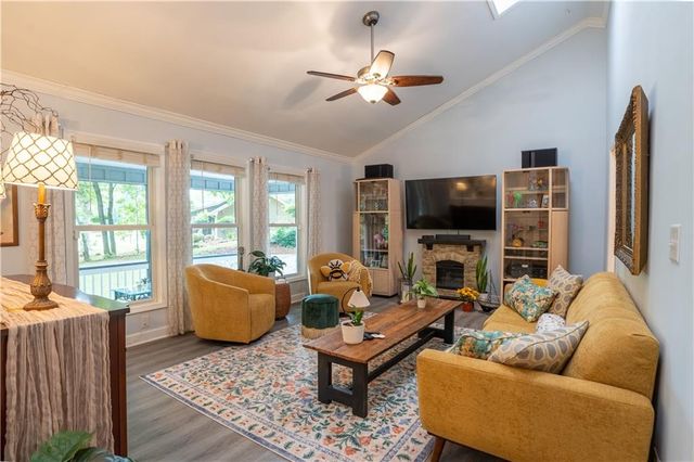 2627 Pinebrook Drive, Gainesville, GA 30506