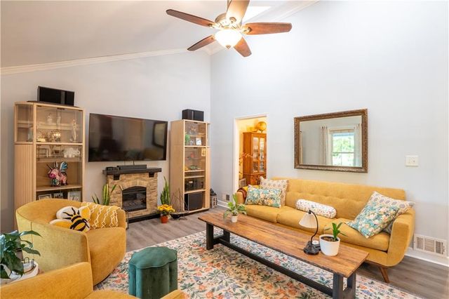 2627 Pinebrook Drive, Gainesville, GA 30506