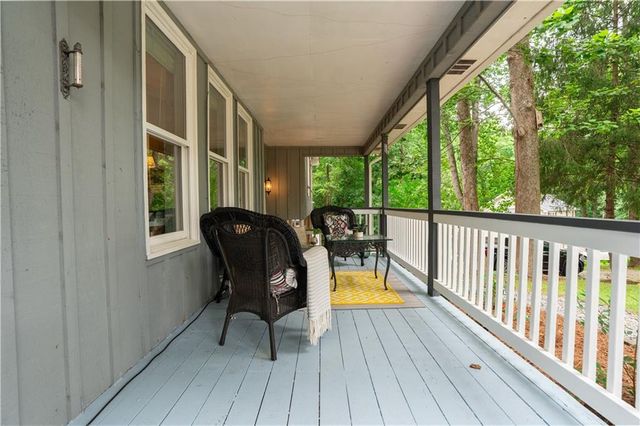 2627 Pinebrook Drive, Gainesville, GA 30506