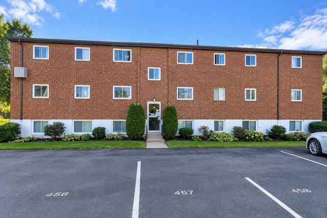 66 Bryon Rd 5, Boston, MA 02467