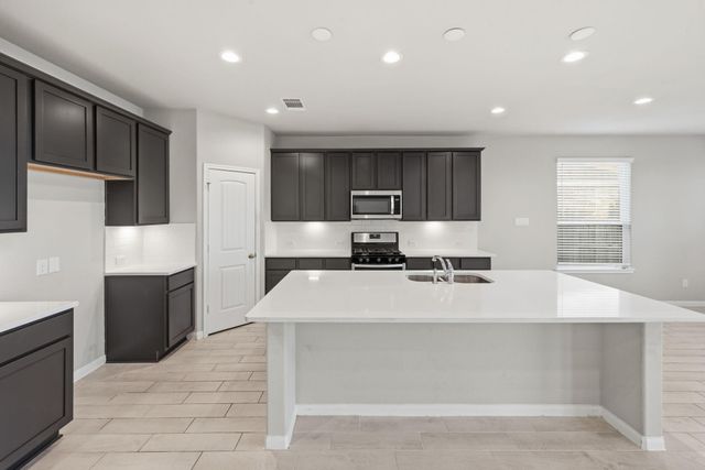 79 Indian Wells Drive, Manvel, TX 77578