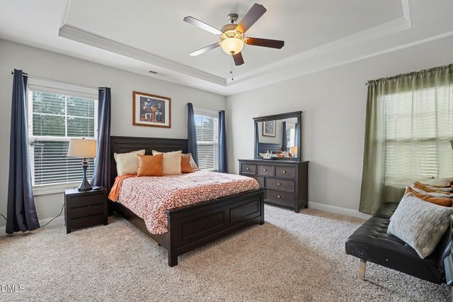 2120 Temple Hills Way, Fuquay Varina, NC 27526