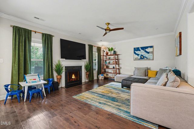 2120 Temple Hills Way, Fuquay Varina, NC 27526