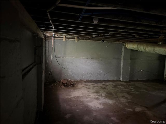 8647 Ellsworth Street, Detroit, MI 48238