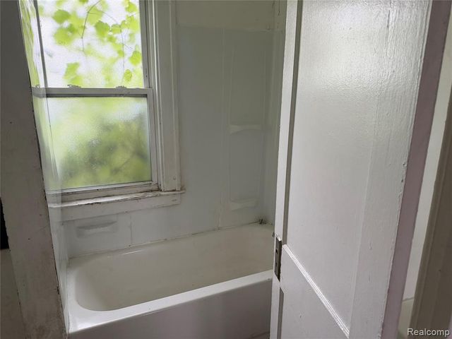 8647 Ellsworth Street, Detroit, MI 48238