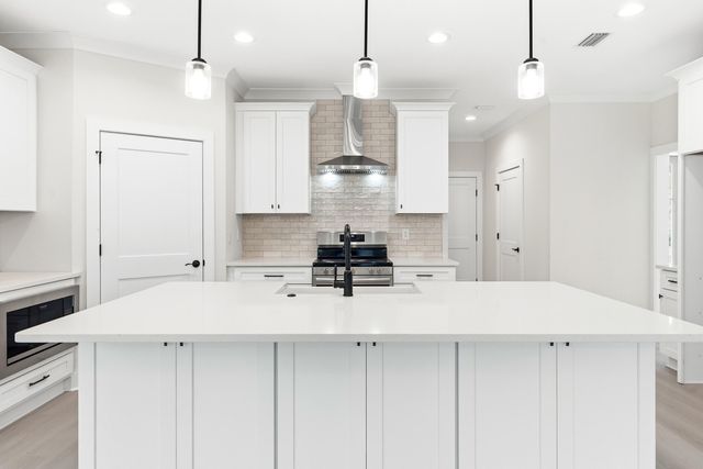 151 Redfish Point Drive, Freeport, FL 32439