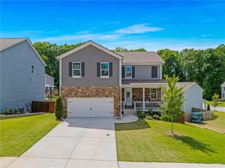 575 Walnut Grove Way, Pendergrass, GA 30567