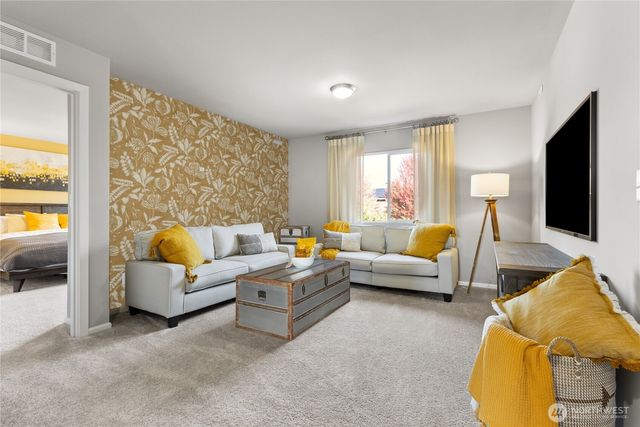 1396 Salzer Creek Drive, Centralia, WA 98531