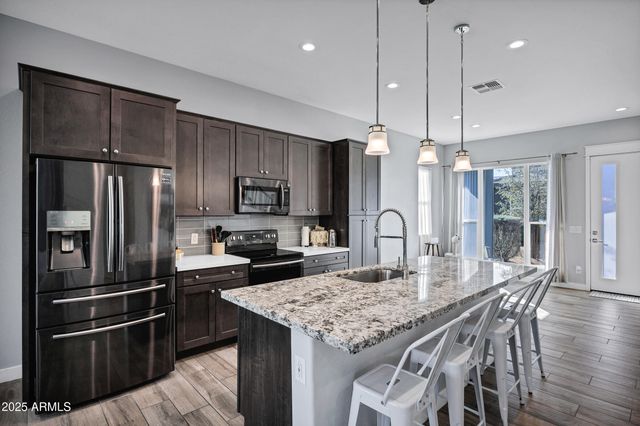 363 N 157TH Lane, Goodyear, AZ 85338