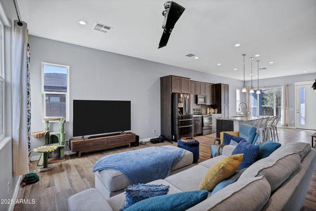 363 N 157TH Lane, Goodyear, AZ 85338