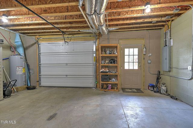 105 Grandview Circle, Elizabethton, TN 37643