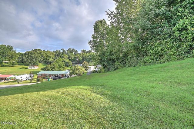 105 Grandview Circle, Elizabethton, TN 37643